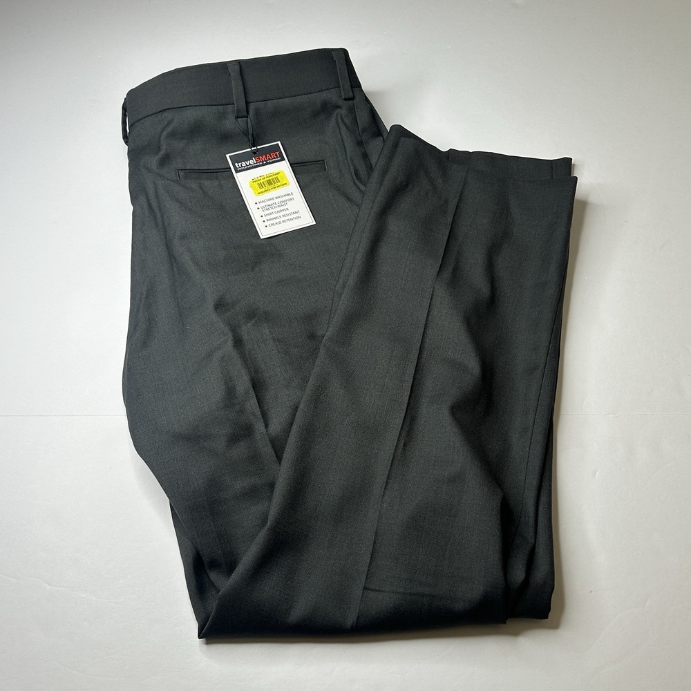 NWT Roundtree & Yorke TravelSmart Pants 34x29 Charcoal Gray Gabardine Flat Front